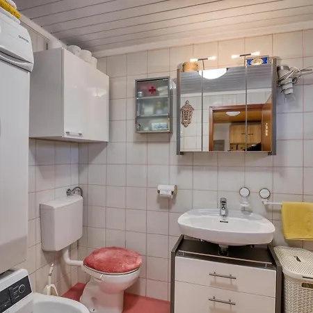 Forest Retreat Bonidesa - Terrace & Jacuzzi - Happy Rentals Villa Ljubno
