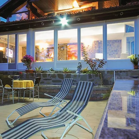 Bonidesa House With Whirlpool - Happy Villa *