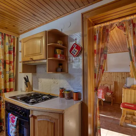 Forest Retreat Bonidesa - Terrace & Jacuzzi - Happy Rentals Villa Ljubno