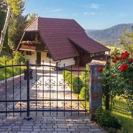 Villa Forest Retreat Bonidesa - Terrace & Jacuzzi - Happy Rentals *