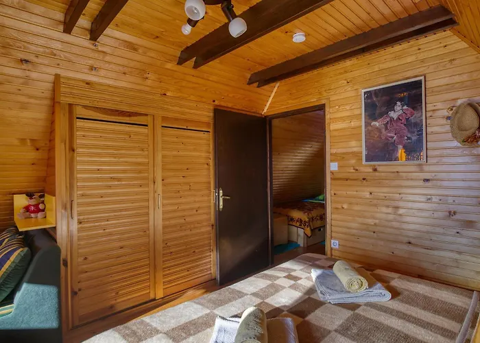 Bonidesa House With Whirlpool - Happy *