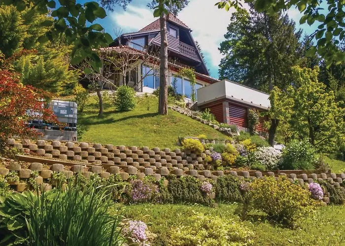 Bonidesa House With Whirlpool - Happy Villa